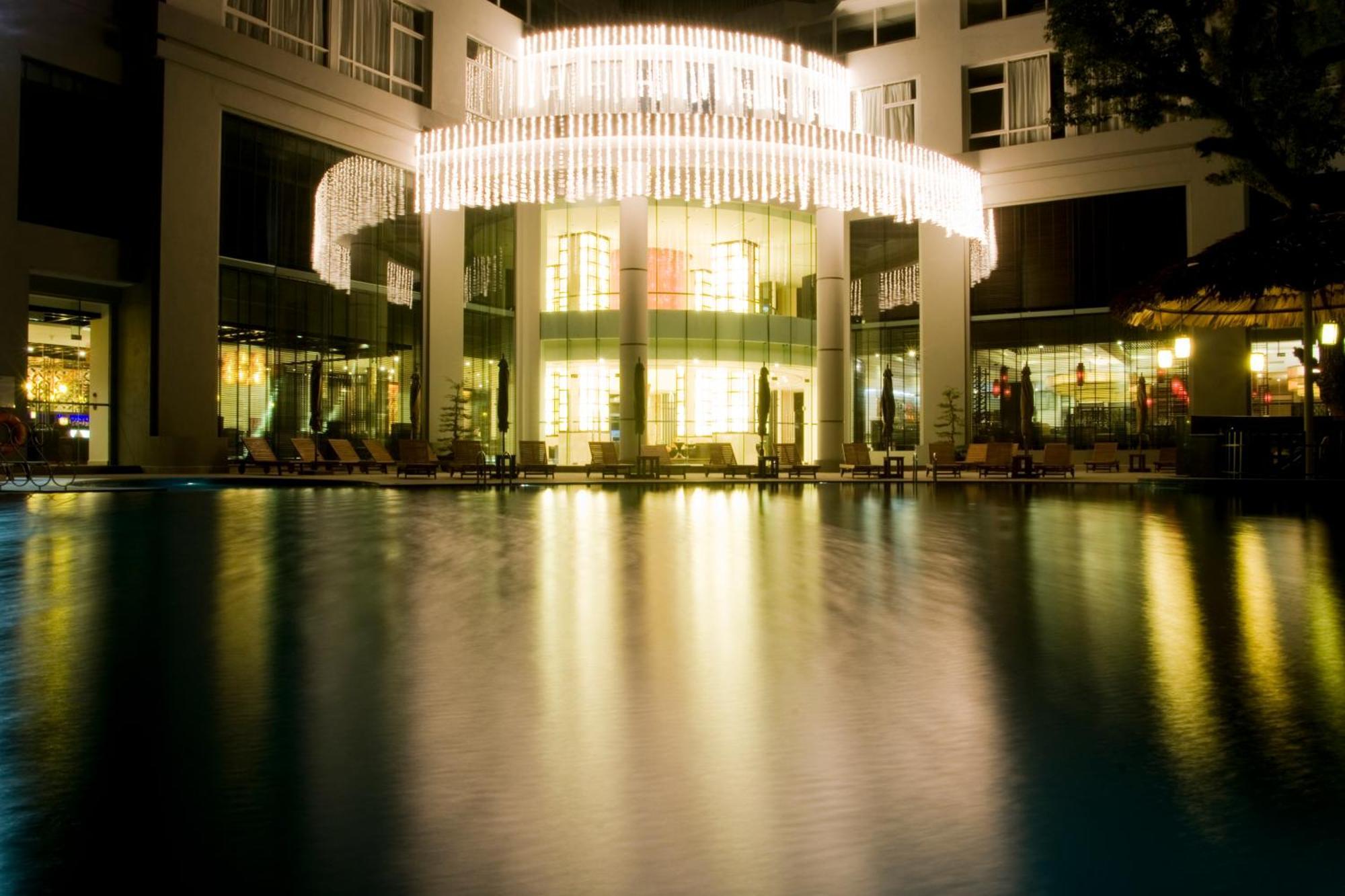 Novotel Ha Long Bay Hotel Экстерьер фото